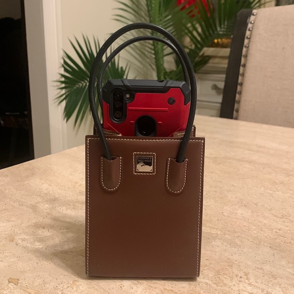 Vintage mini Dooney Bourke handbag in great condition. - Picture 6 of 9